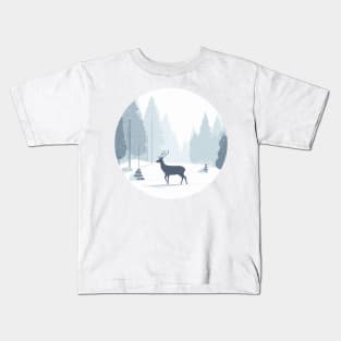 Snowy Lone Deer Christmas Winter Snow Forest Landscape Kids T-Shirt